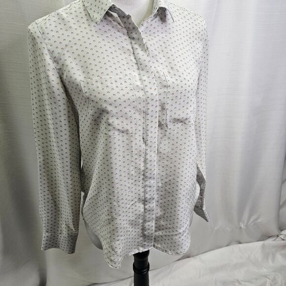 Ann Taylor Light Blue Silk Button Down Shirt Size XS - Picture 3 of 9